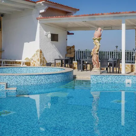 Mattia Grande Apartment *